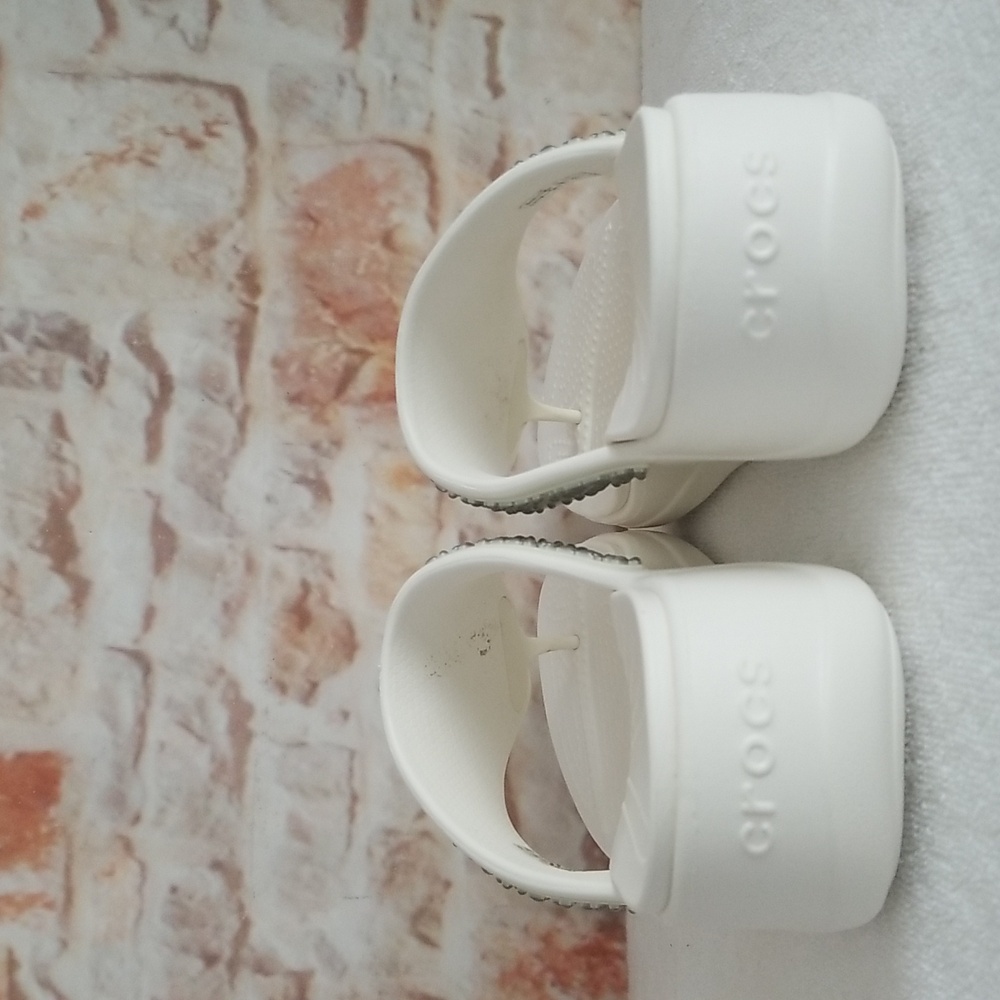 Crocs Monterey Diamante Thong Sandals - Picture 5 of 8